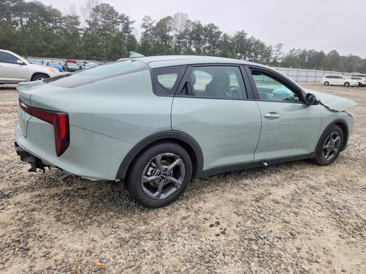 2025 KIA K4