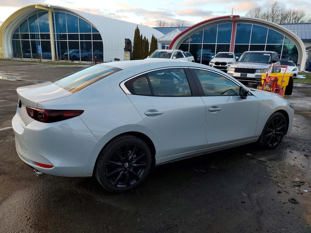 2025 MAZDA 3