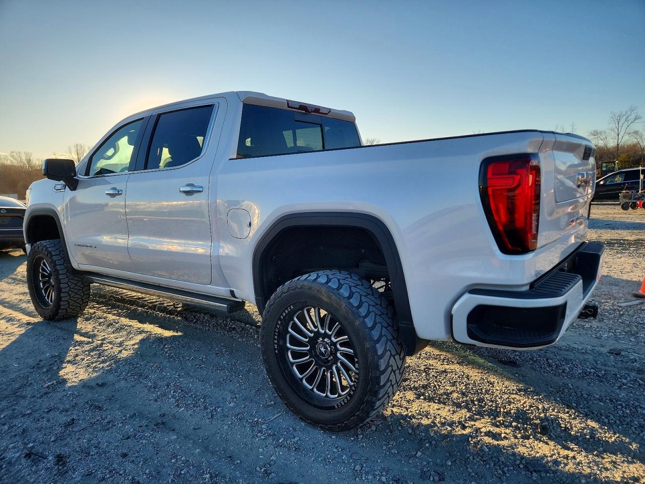 2020 GMC Sierra