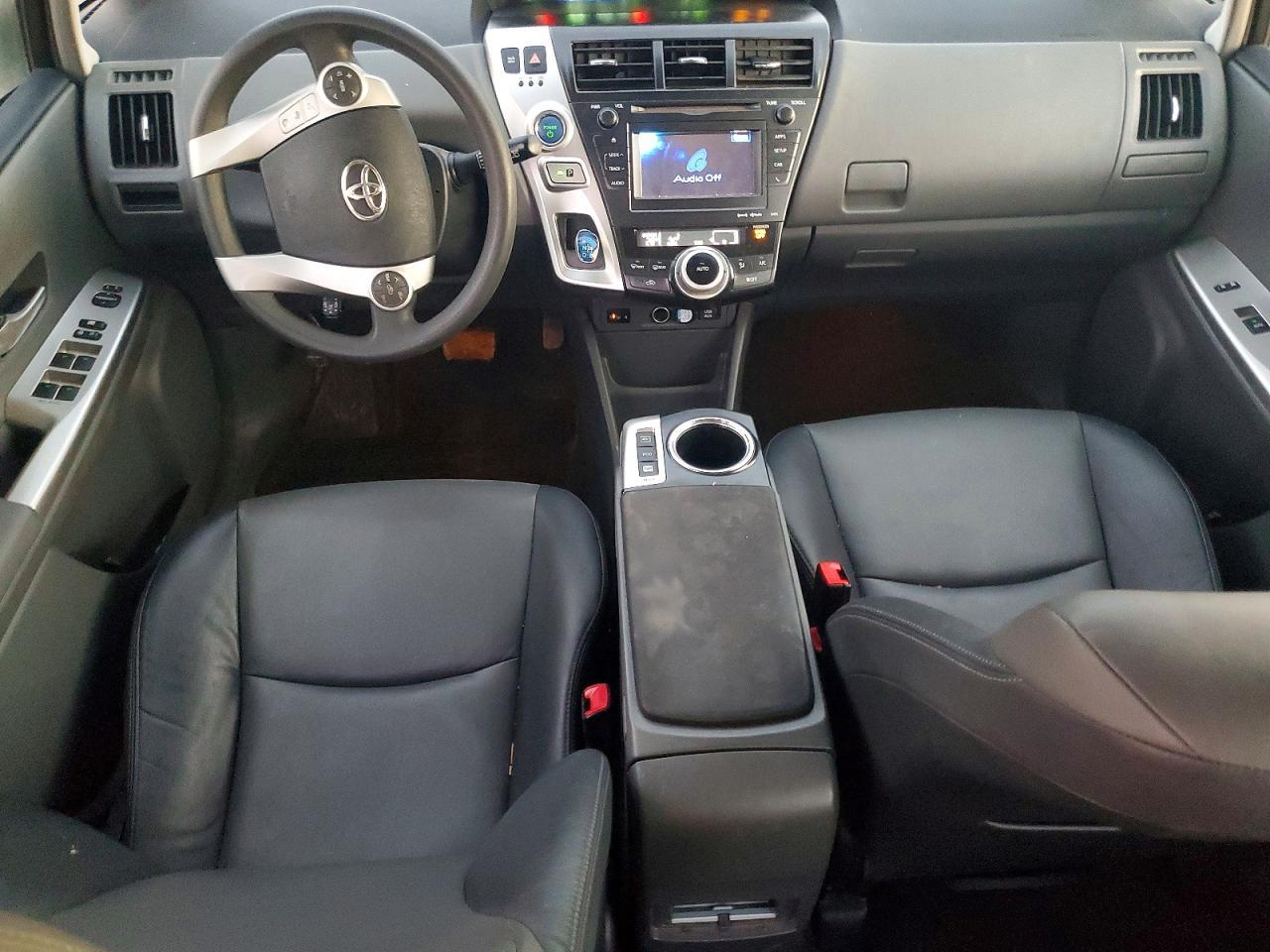 2012 TOYOTA PRIUS V