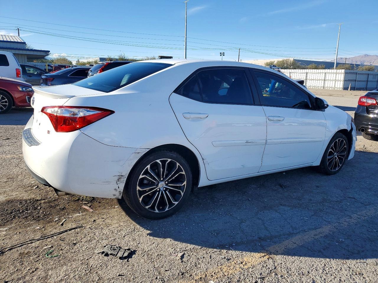 2016 TOYOTA COROLLA