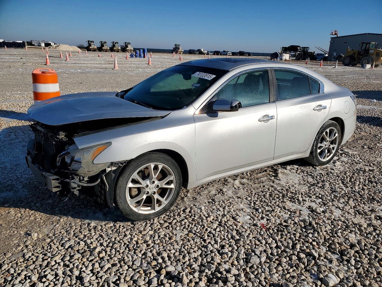2012 NISSAN Maxima