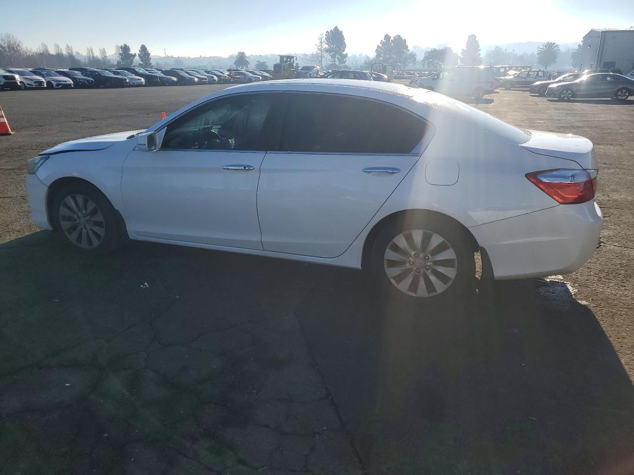 2015 HONDA ACCORD