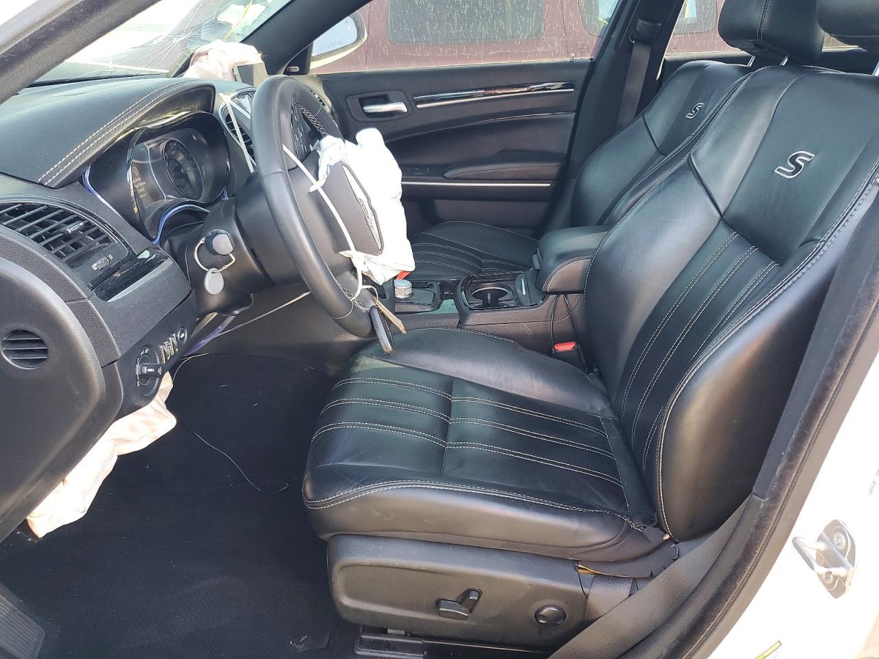 2022 CHRYSLER 300
