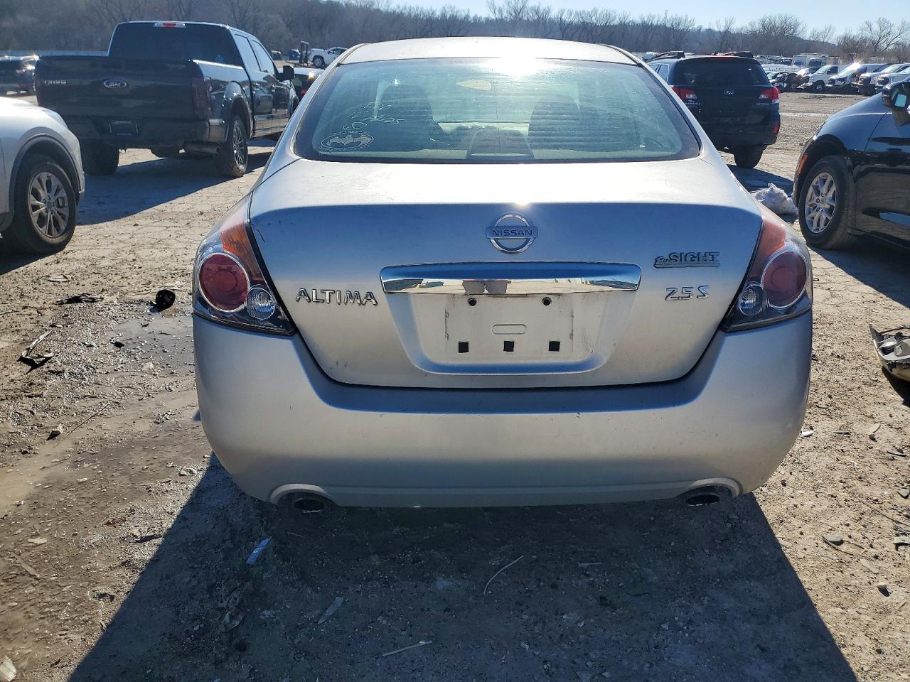 2010 NISSAN ALTIMA