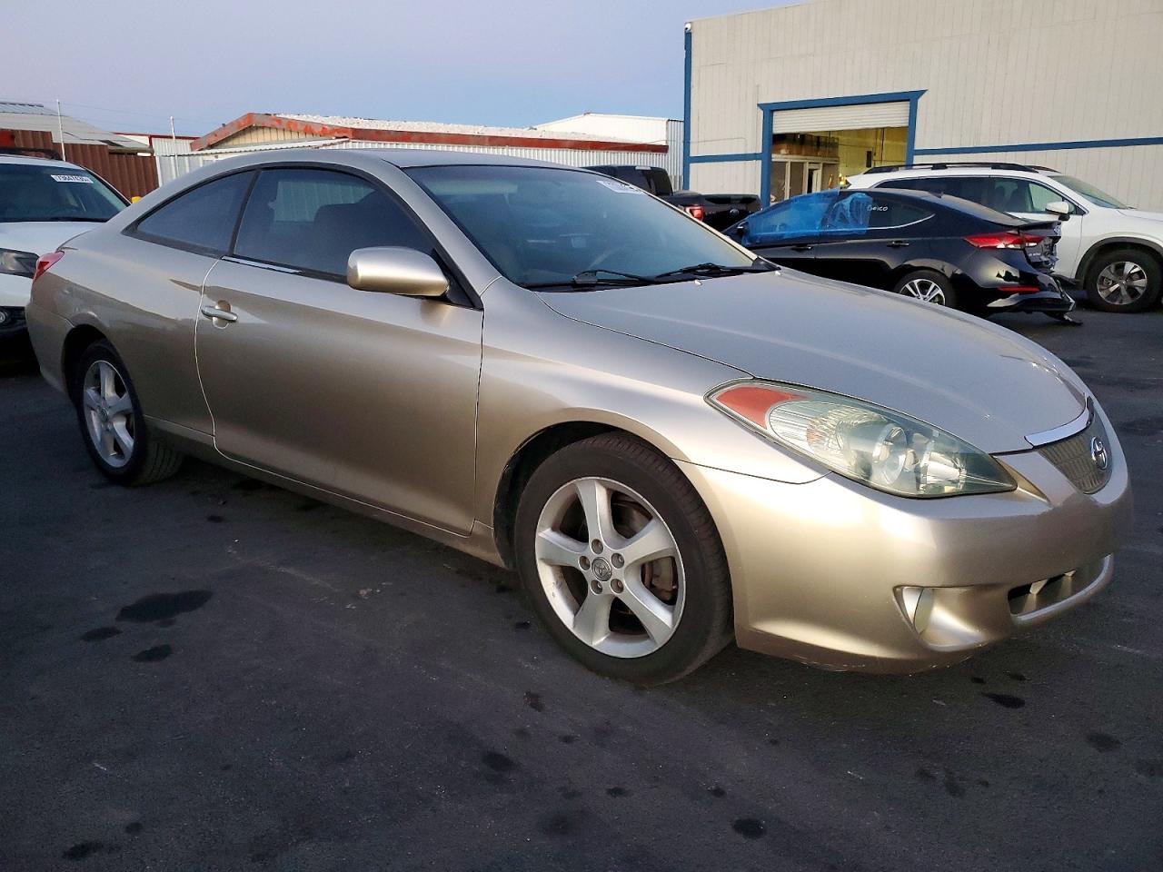 2004 TOYOTA CAMRY