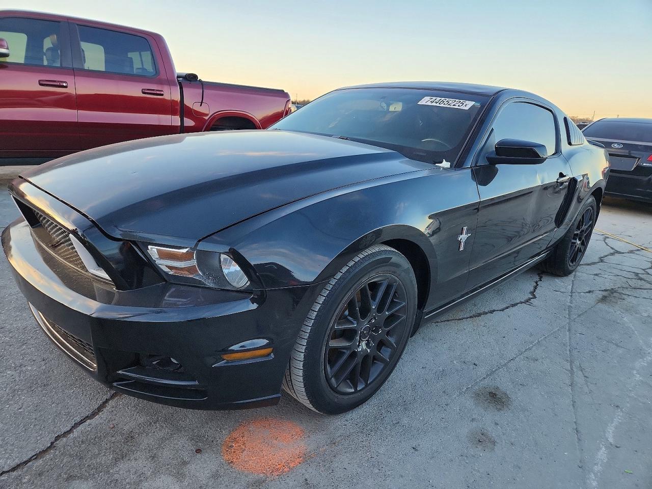 2013 FORD MUSTANG