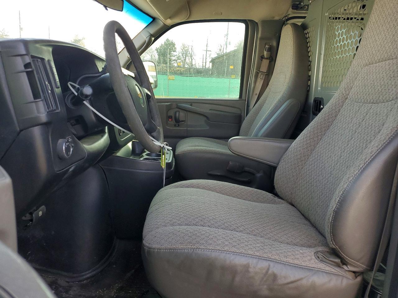 2013 CHEVROLET Express 1500