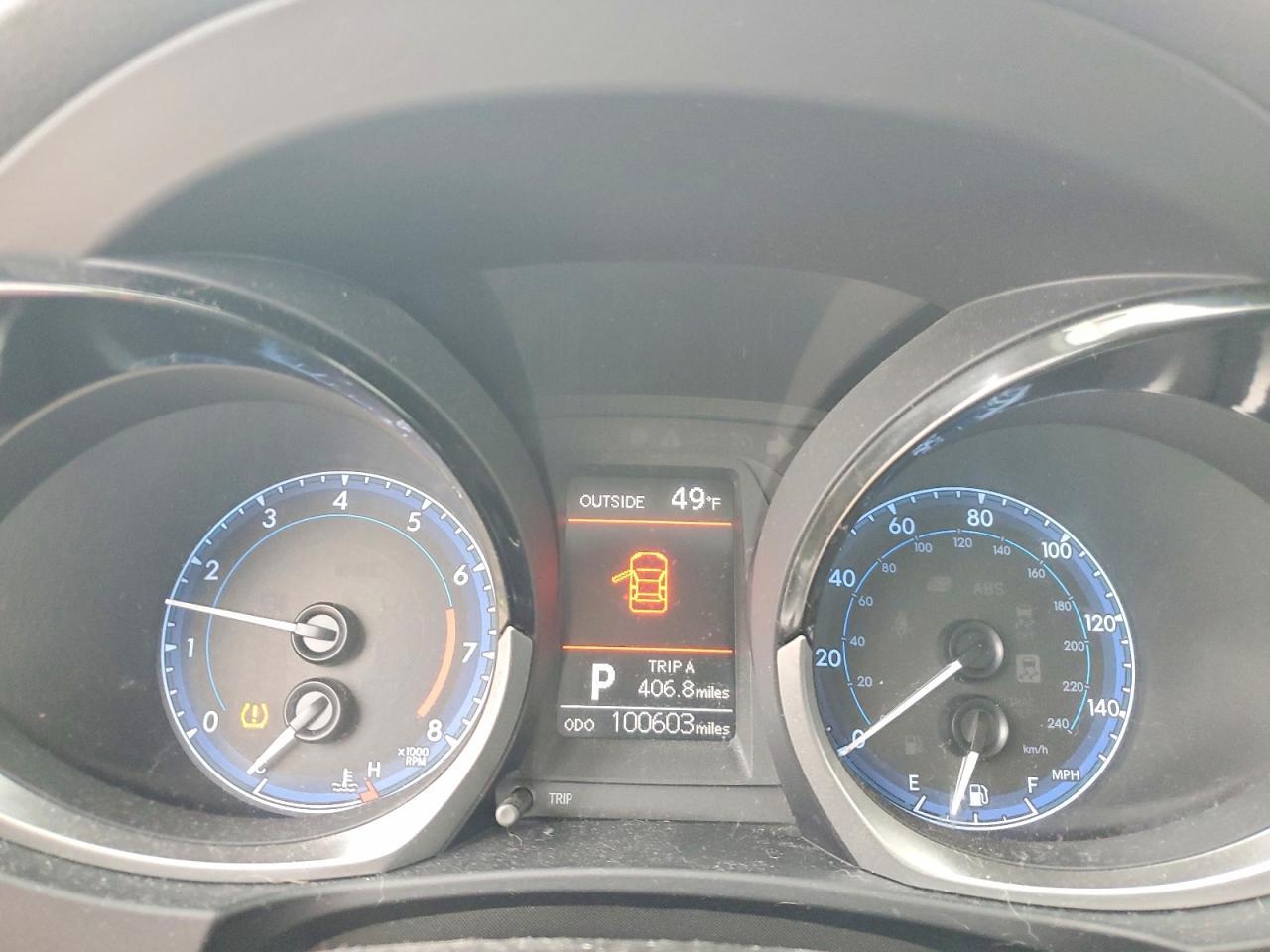 2015 TOYOTA COROLLA