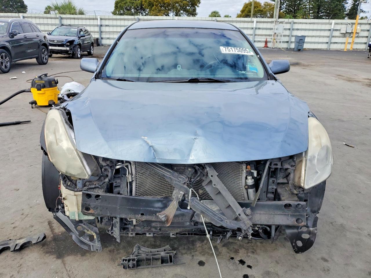 2010 NISSAN ALTIMA