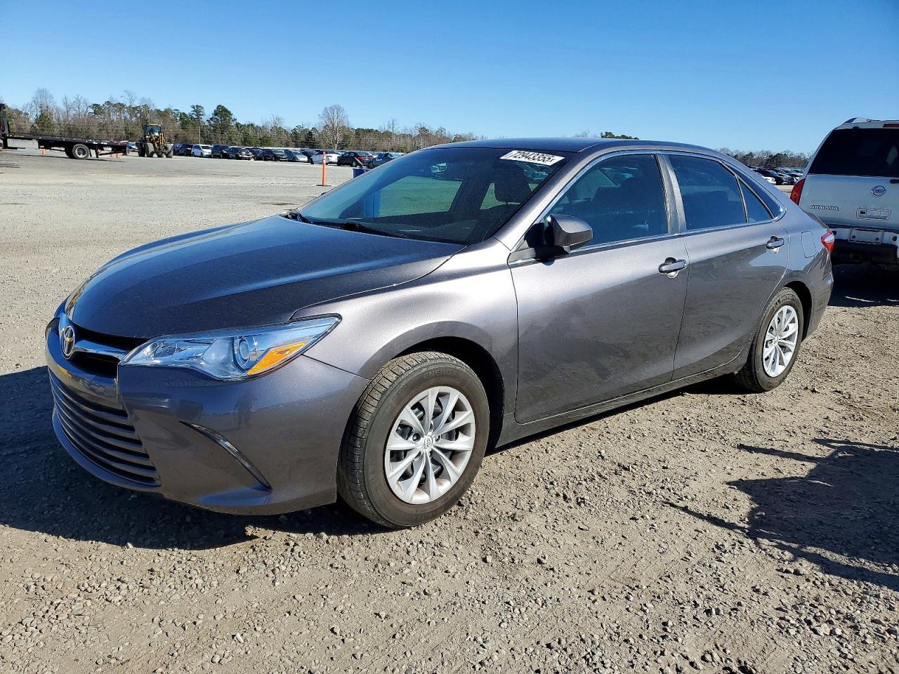 2016 TOYOTA CAMRY