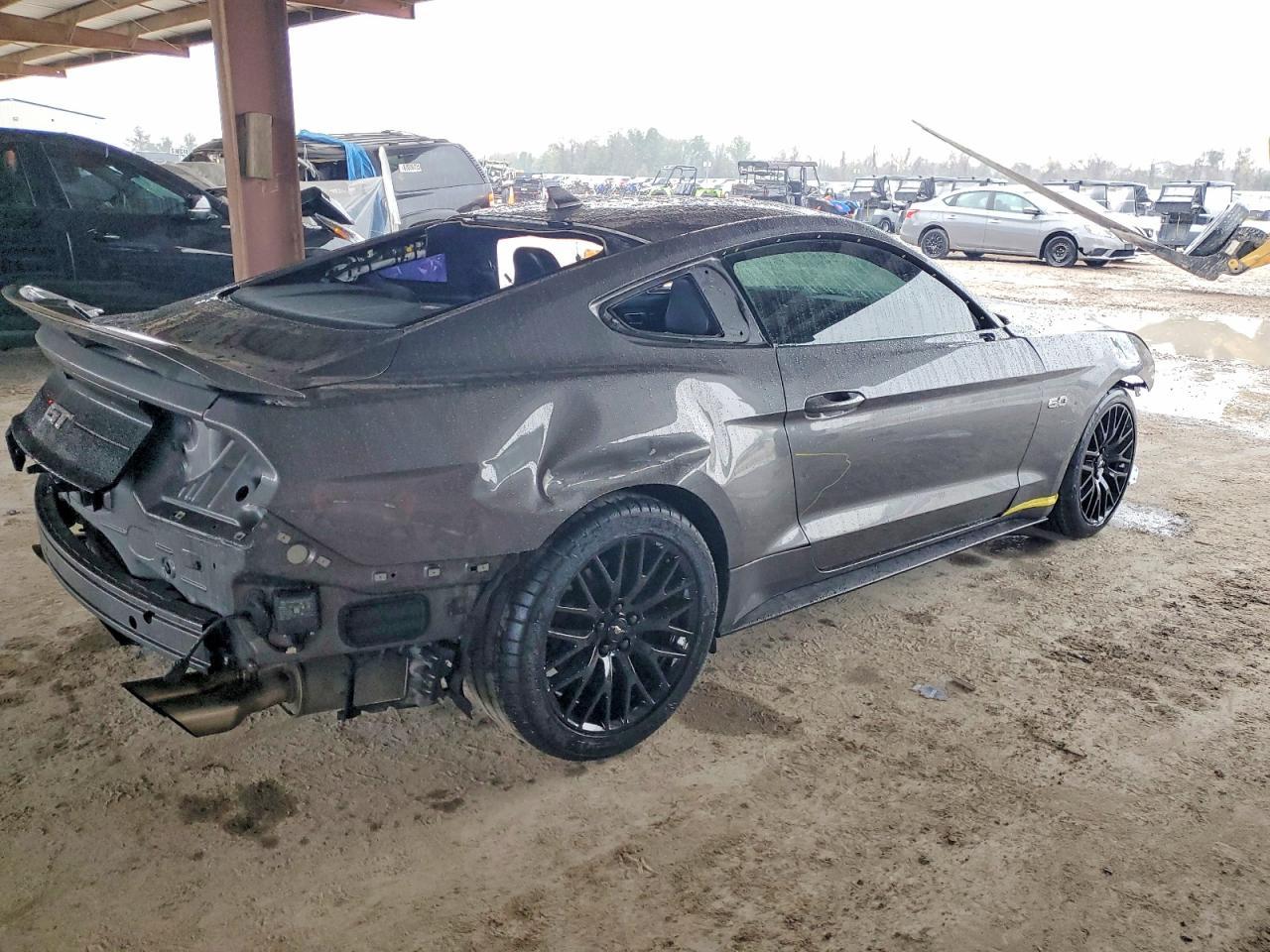 2021 FORD MUSTANG
