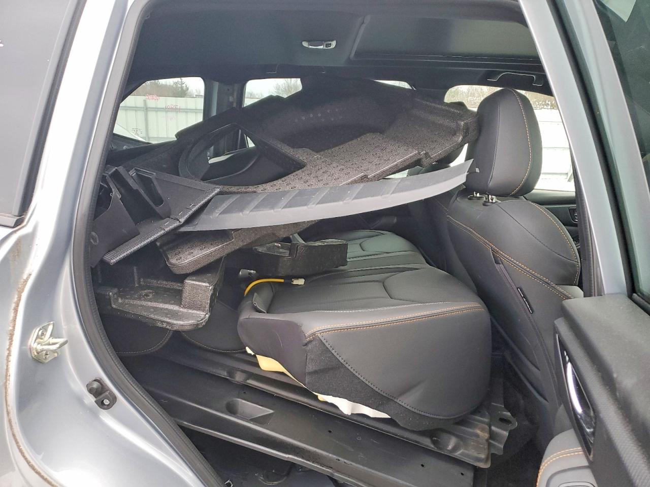 2022 SUBARU FORESTER