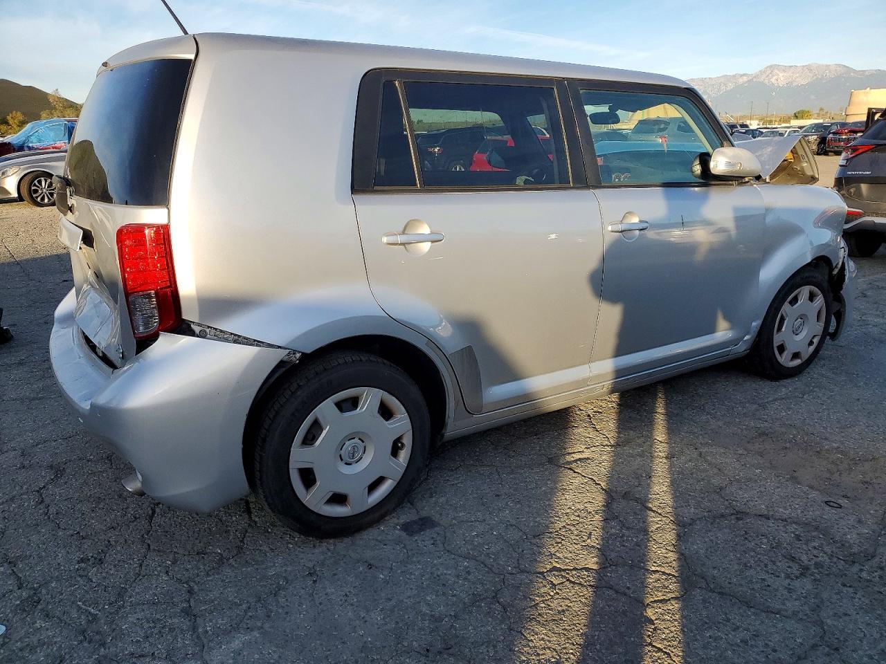 2012 TOYOTA SCION