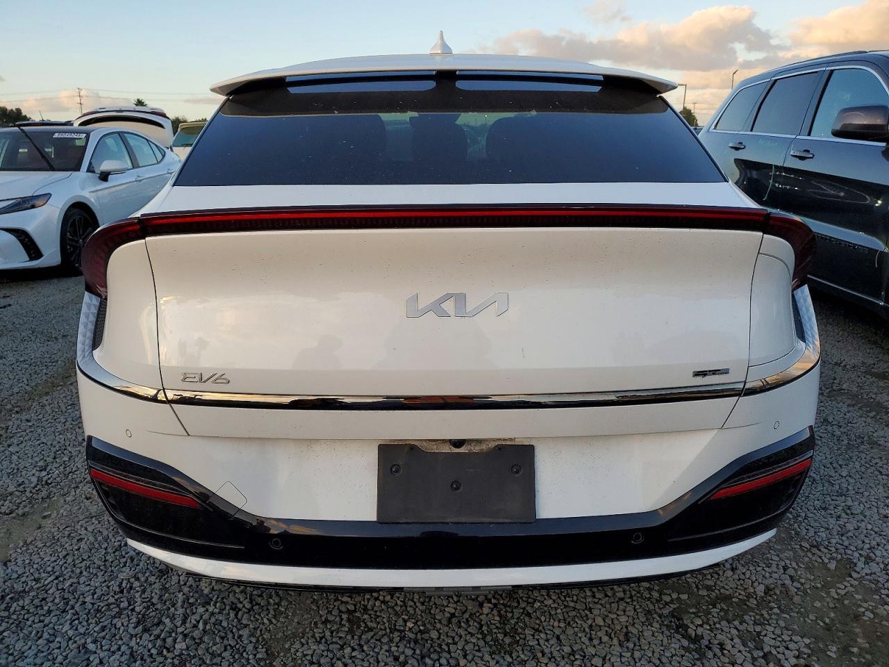 2022 KIA EV6
