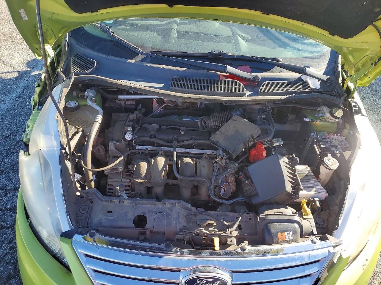 2013 FORD Fiesta