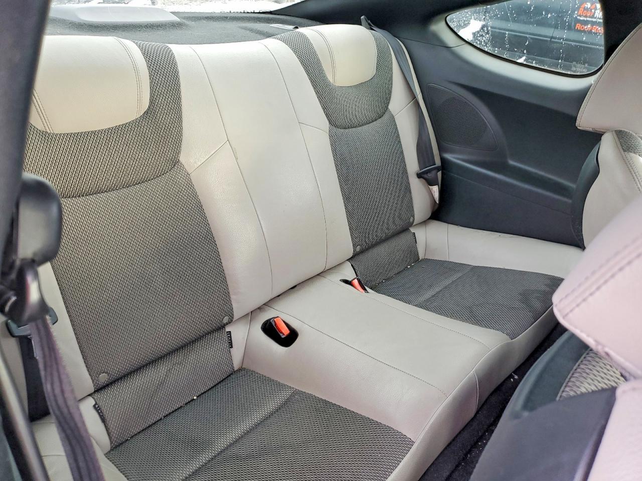 2015 HYUNDAI GENESIS