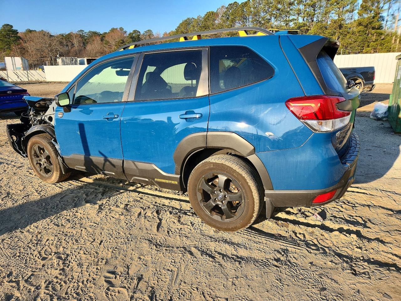 2022 SUBARU FORESTER
