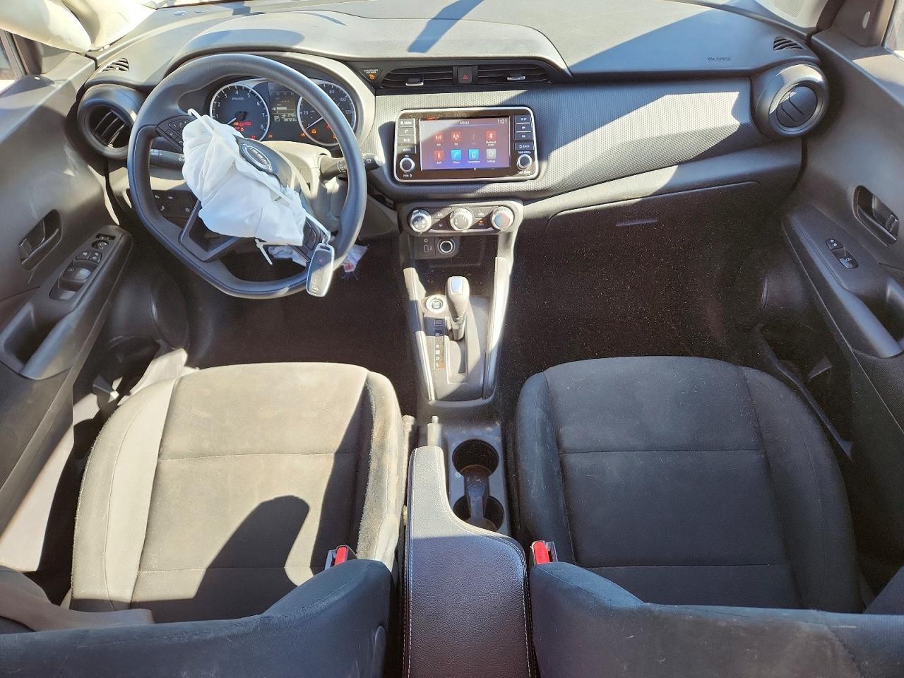 2024 NISSAN KICKS