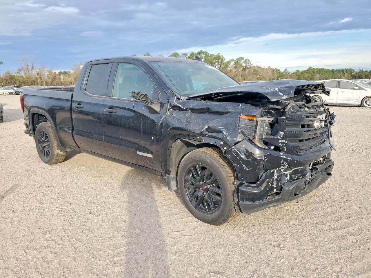 2023 GMC Sierra