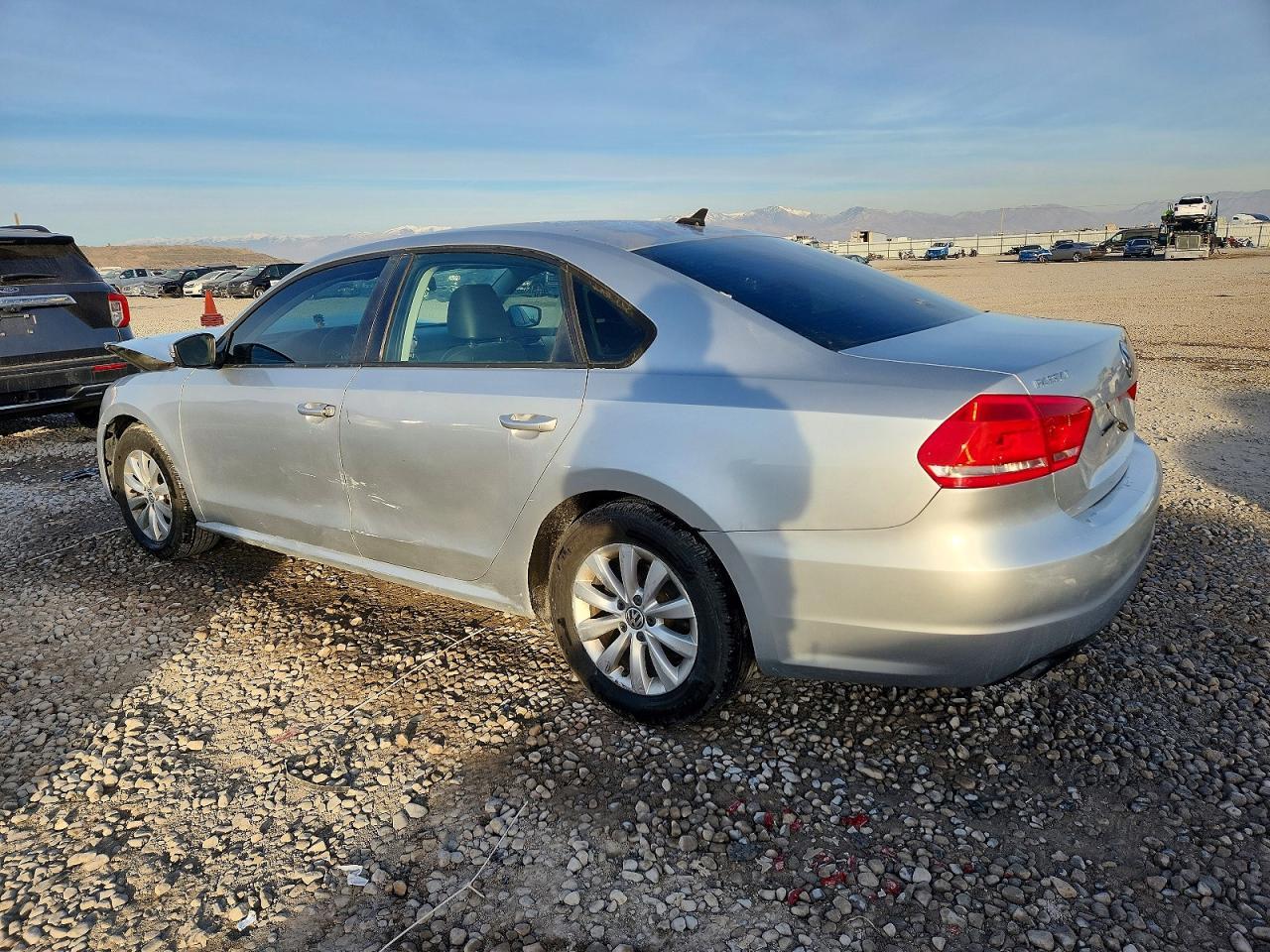 2014 VOLKSWAGEN Passat