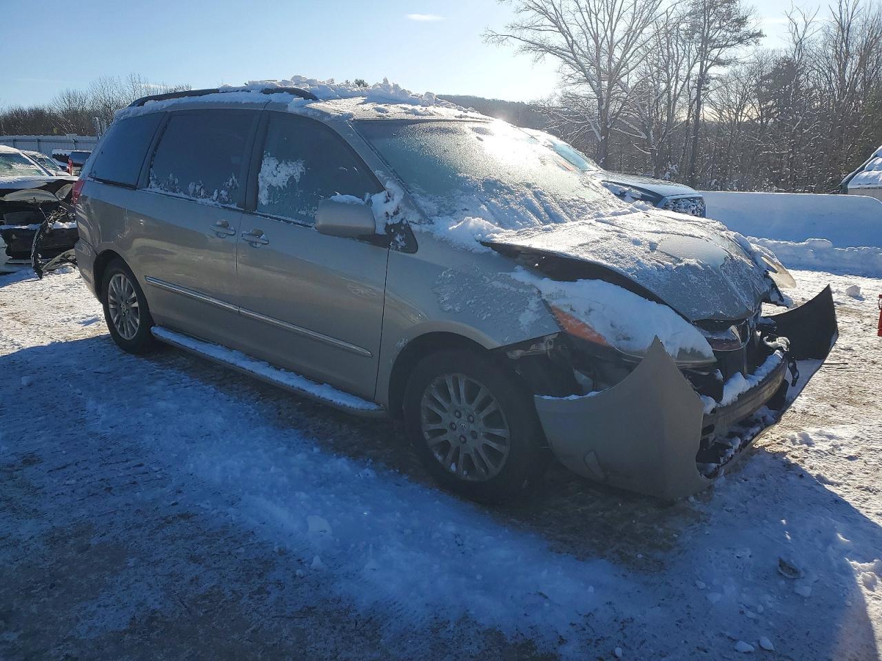 2008 TOYOTA SIENNA