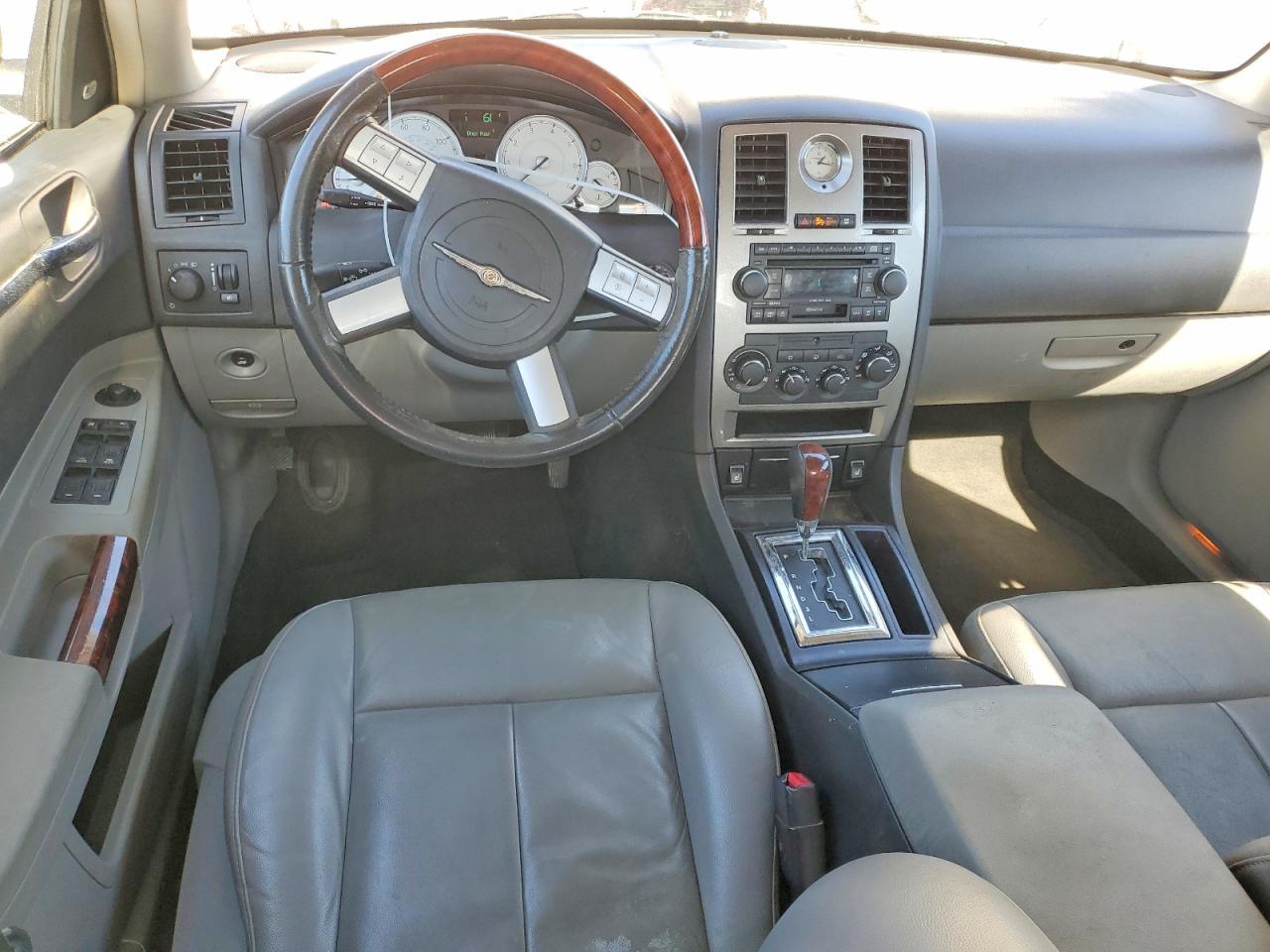 2006 CHRYSLER 300