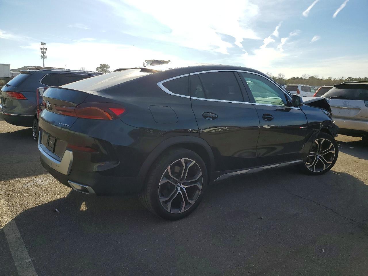 2023 BMW X6
