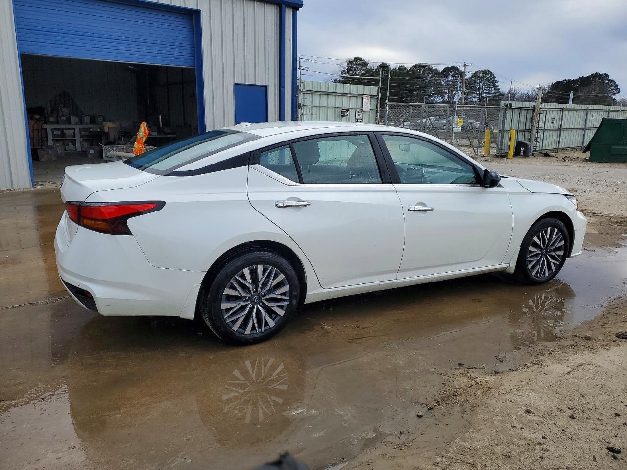 2025 NISSAN ALTIMA
