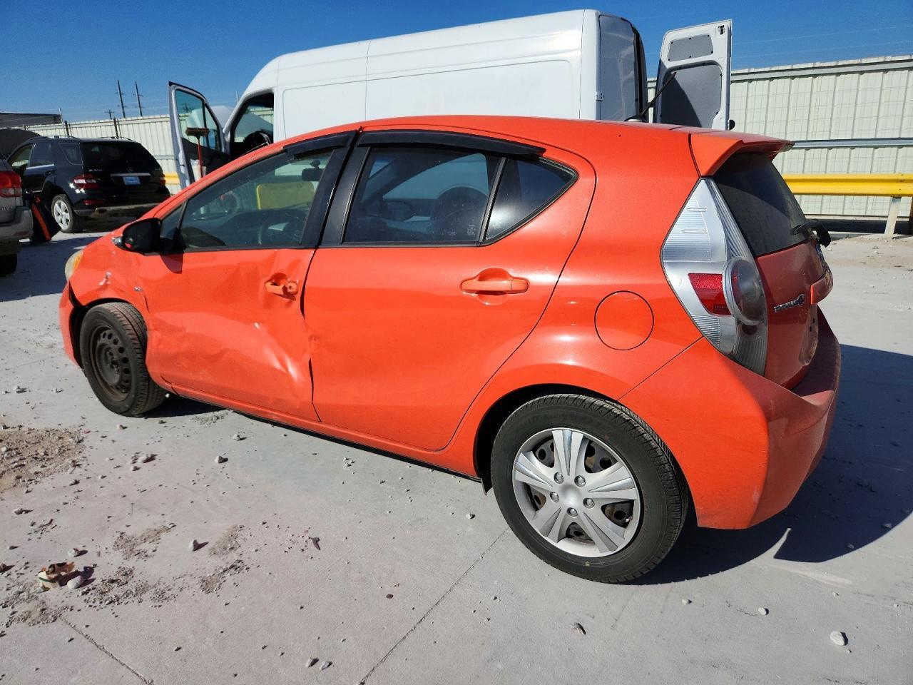 2012 TOYOTA Prius c