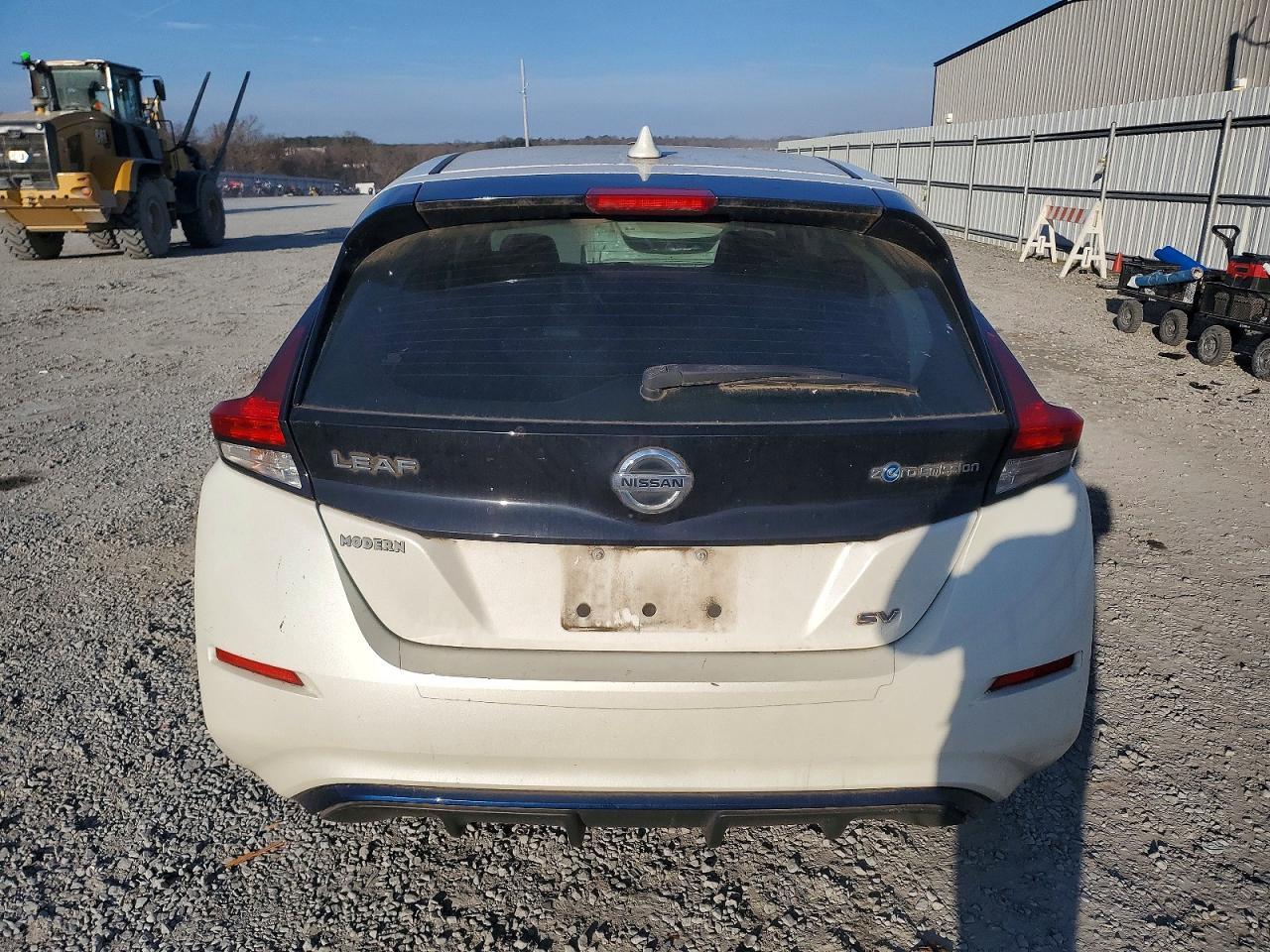 2018 NISSAN LEAF