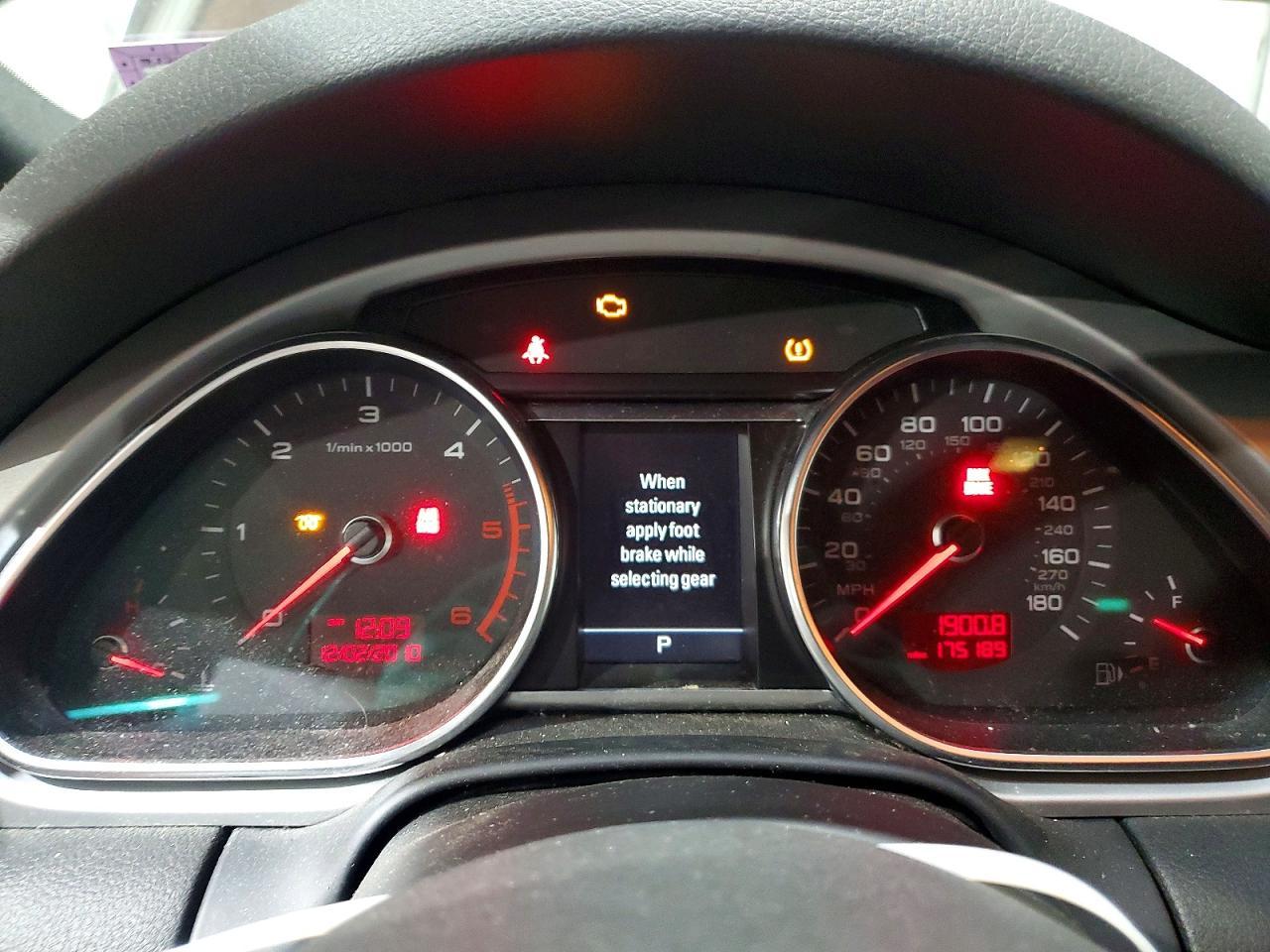 2011 AUDI Q7
