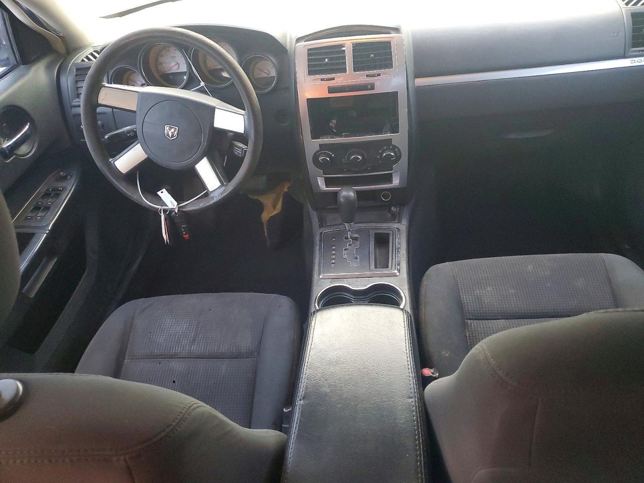 2010 DODGE CHARGER
