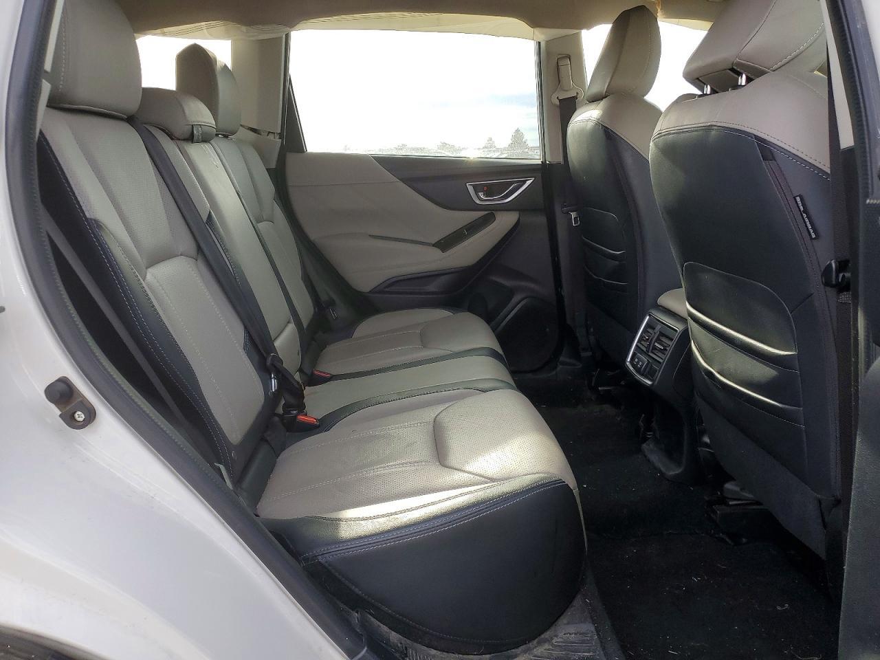 2019 SUBARU FORESTER