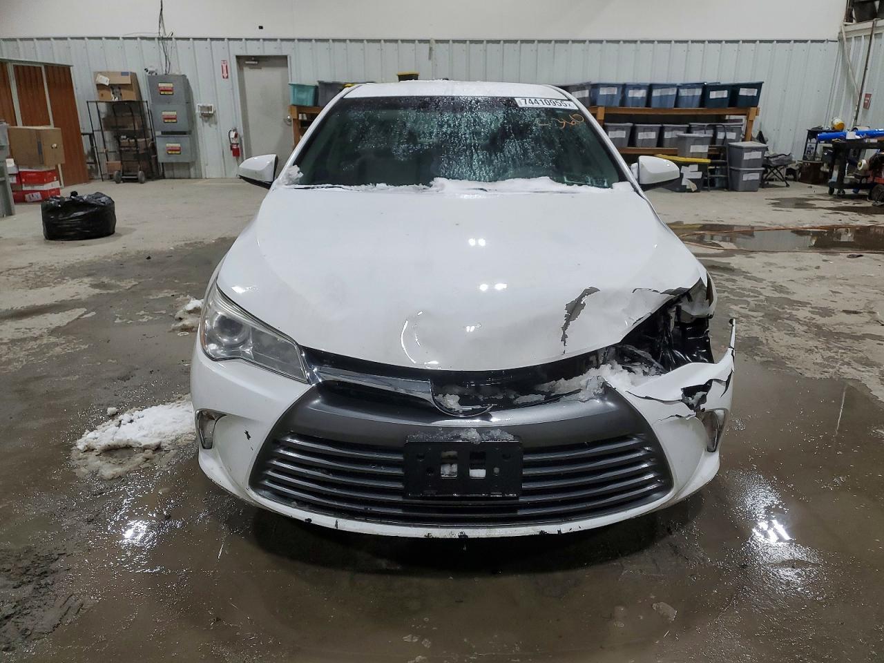 2017 TOYOTA CAMRY