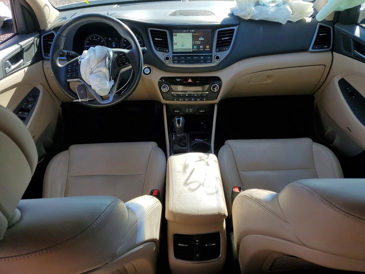 2017 HYUNDAI TUCSON