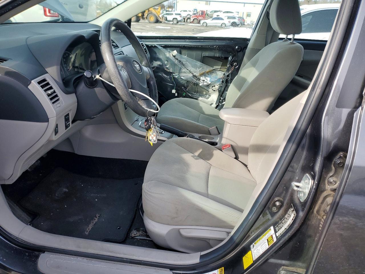 2012 TOYOTA COROLLA