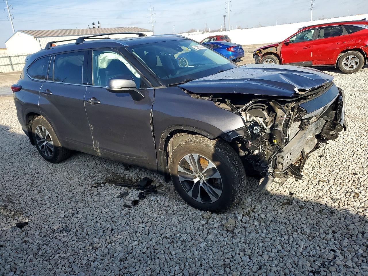 2021 TOYOTA HIGHLANDER