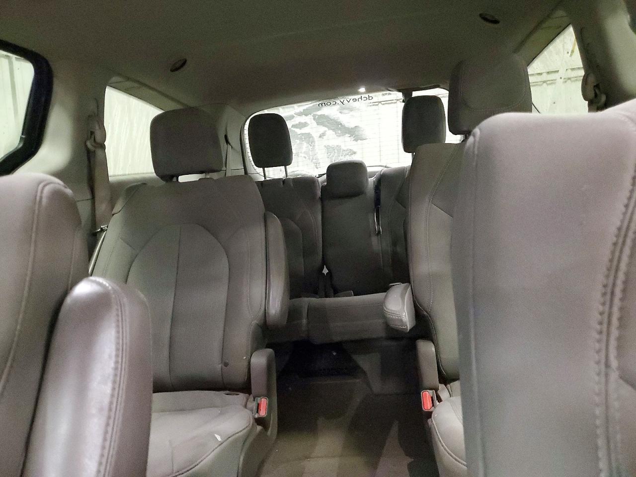 2020 CHRYSLER Voyager