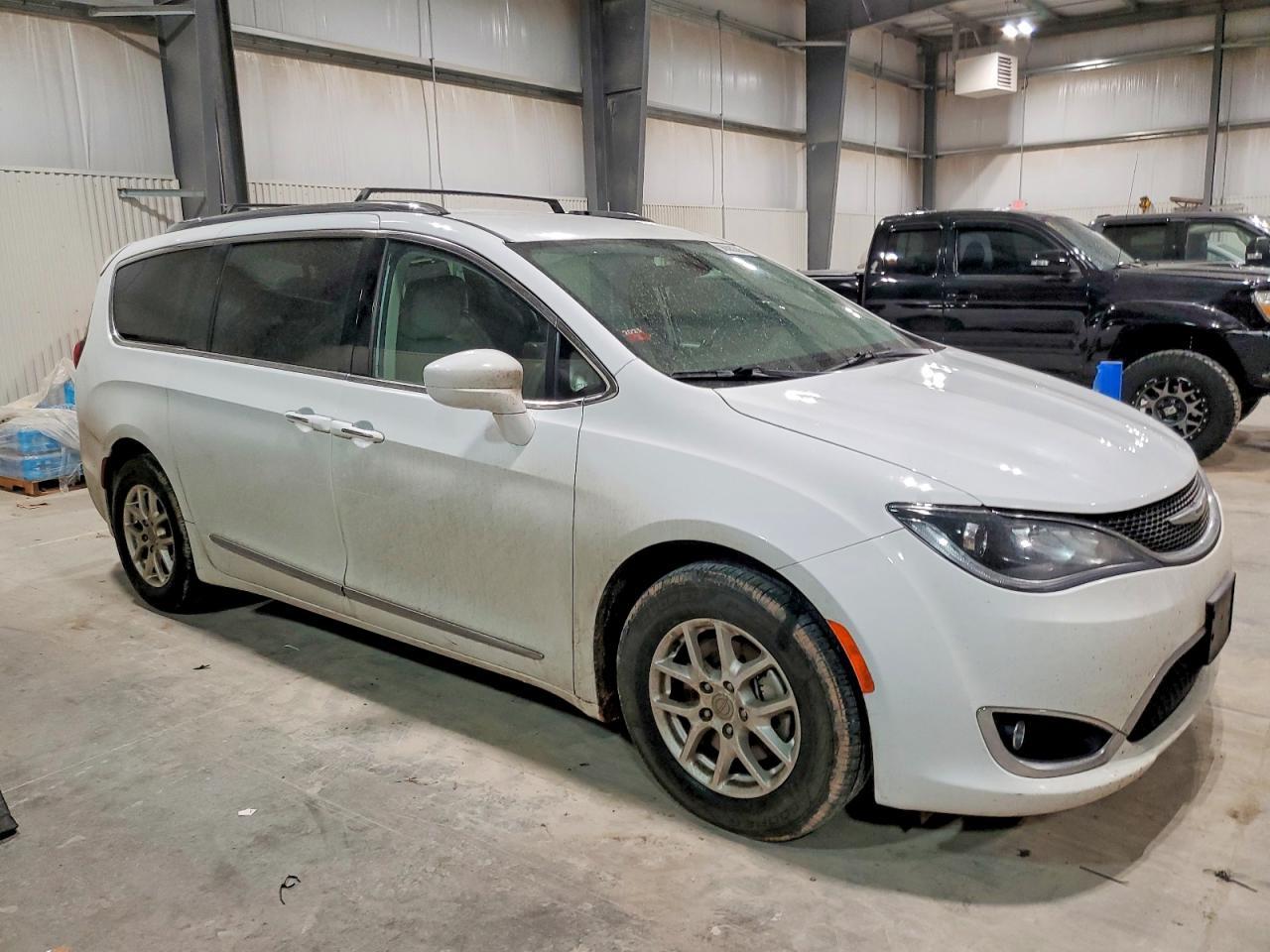 2020 CHRYSLER Pacifica