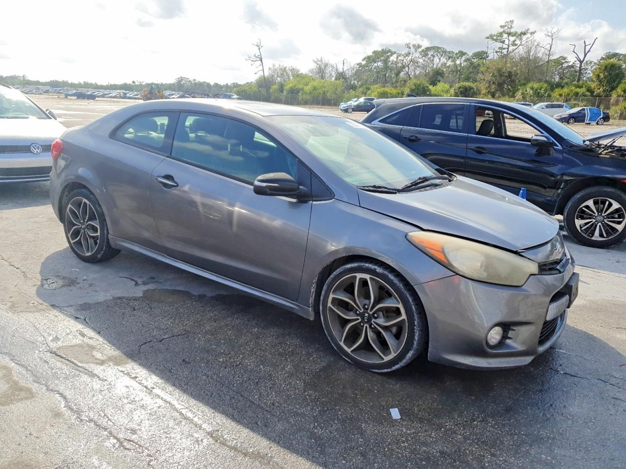 2014 KIA FORTE