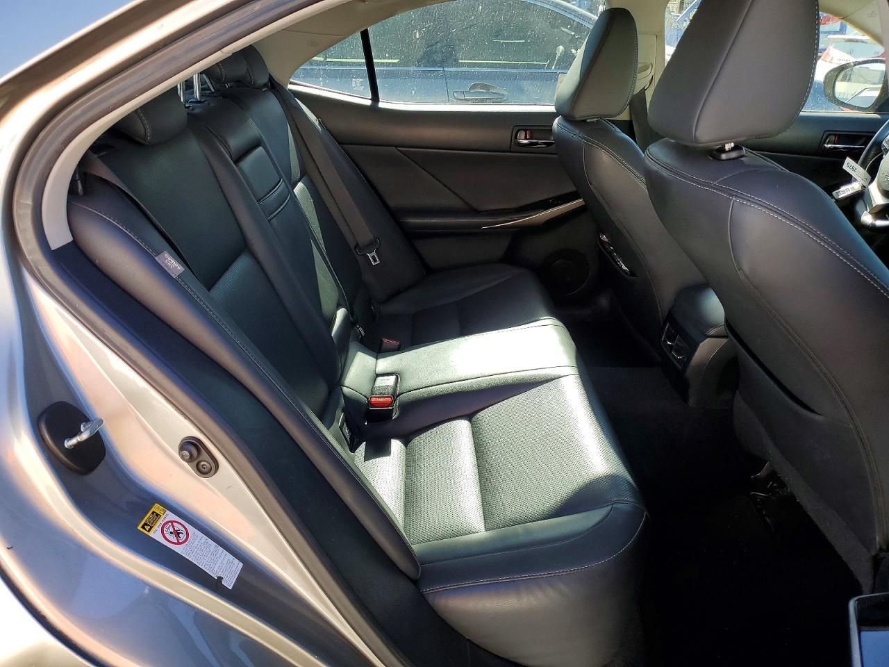 2015 LEXUS IS 250