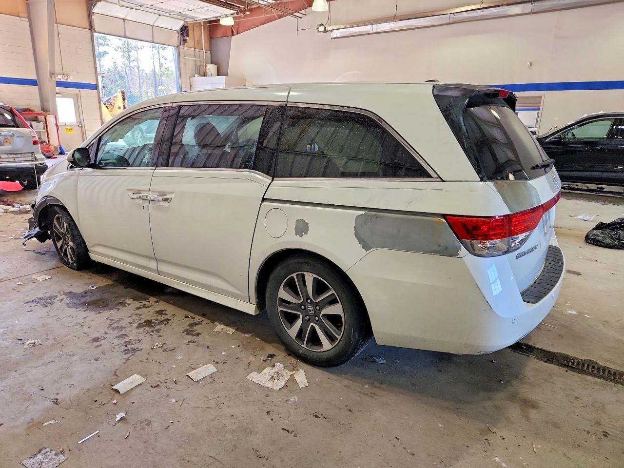 2014 HONDA ODYSSEY
