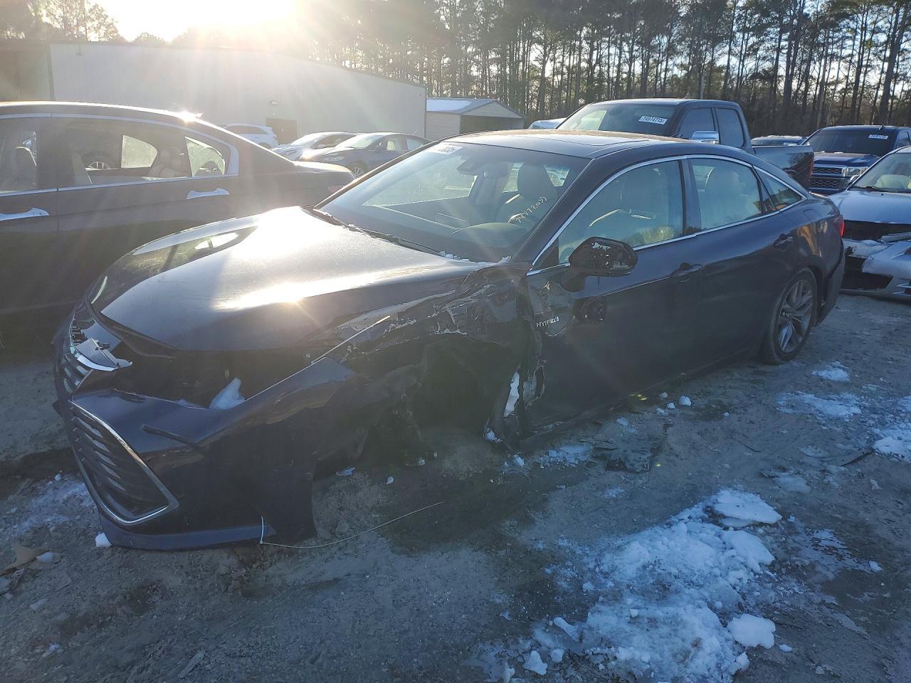 2021 TOYOTA Avalon