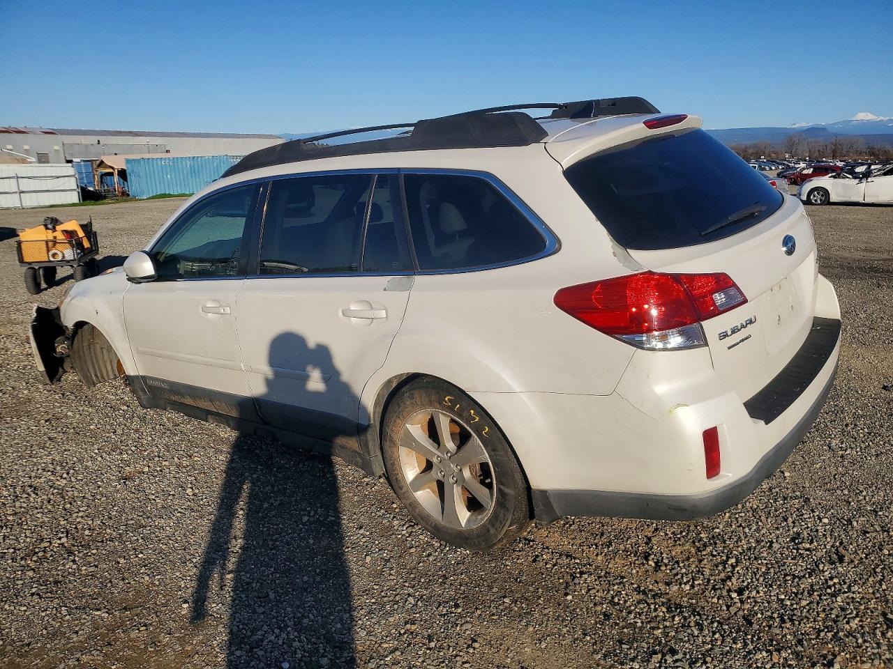 2013 SUBARU Outback