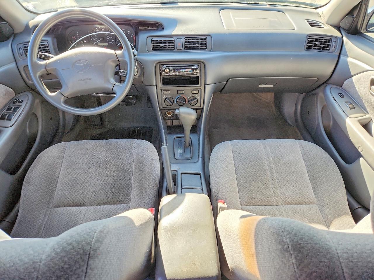 2001 TOYOTA CAMRY