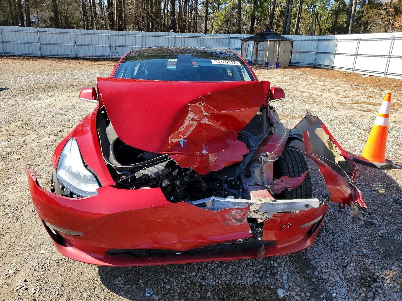 2018 TESLA MODEL 3