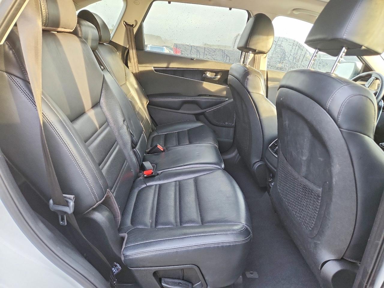 2019 KIA SORENTO