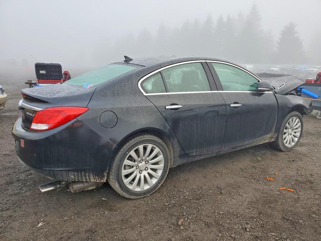 2013 BUICK Regal