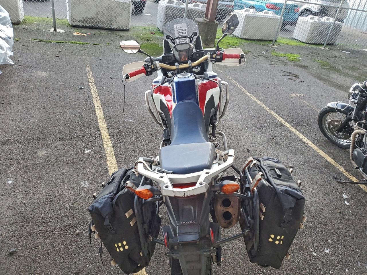 2017 HONDA Crf1000